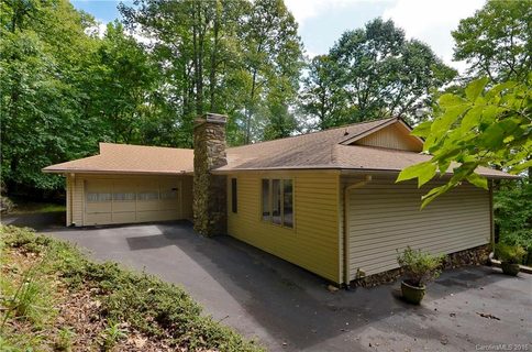 32 Walnut Drive Lt.#127 sold home in High Vista Estates, Mills River, NC