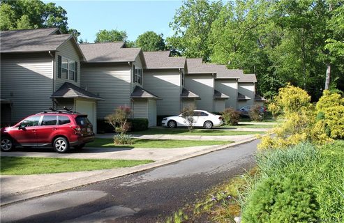 108 S Park Lane sold condo in Park Lane Townhomes, Black Mountain, NC