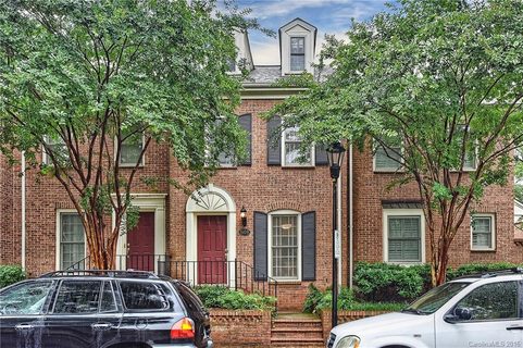 510 N Poplar Street B sold condo in Hackberry Court, Charlotte, NC