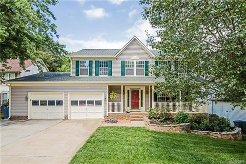 1136 Cureton Place
