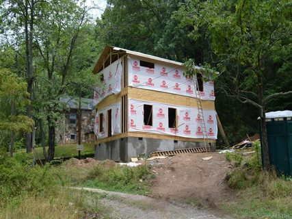 222 Old Home Road sold home in Pine Burr Park, Asheville, NC