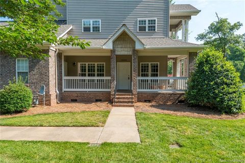 18829 Cloverstone Circle 21 sold home in Edinburgh, Cornelius, NC