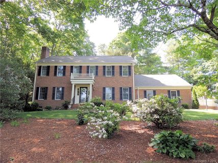 1218 Everette Place sold home in Towne Forest, Hendersonville, NC