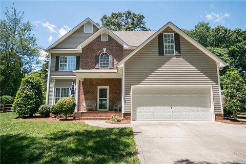 120 Topaz Place
