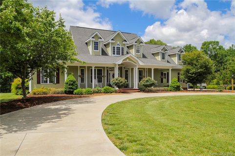 223 Glenwood Drive sold home in Glenwood, Oakboro, NC