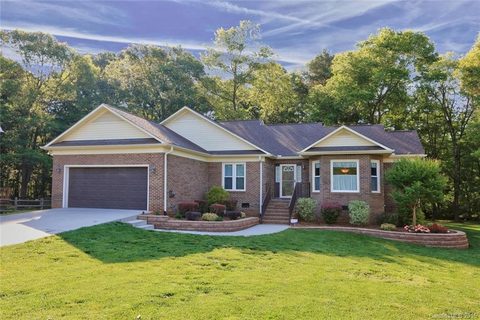 8461 Middleton Circle