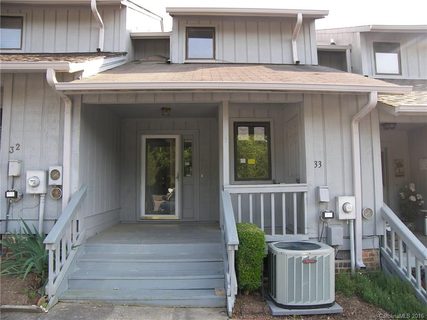100 Willow Run Drive 33