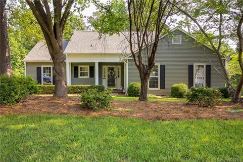 8331 Norcroft Drive sold home in Norcroft, Charlotte, NC