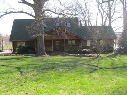 322 Queens Cove Road
