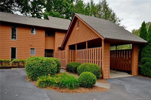 8 Village Drive sold condo in Racquet Club Village, Asheville, NC
