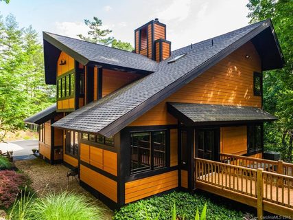 385 Little Creek Drive