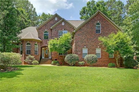 Previously sold for $410,850
