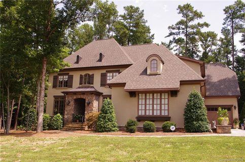 2005 Garden View Lane
