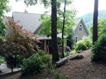 8 Country Club Road
