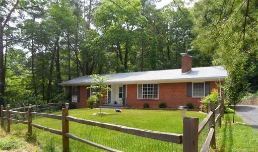 52 Woodbury Road