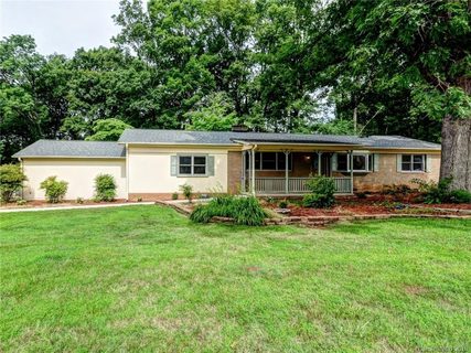 428 Kingfield Drive sold home in Kingfield, Concord, NC