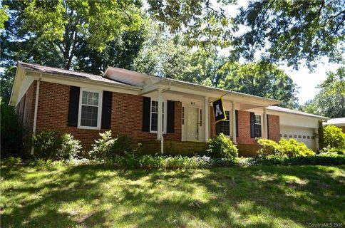 613 Sunnybrook Drive