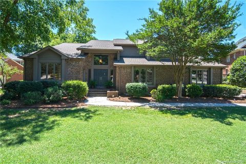 1139 Laurel Park Lane