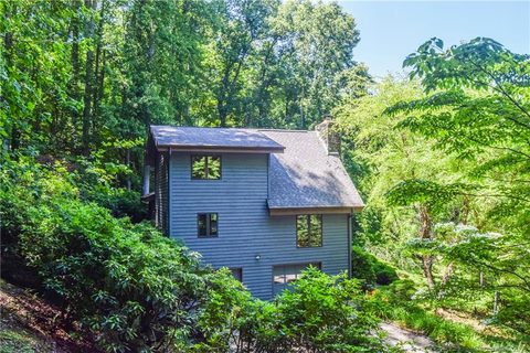 1559 Walnut Creek Road sold home in Walnut Creek, Waynesville, NC