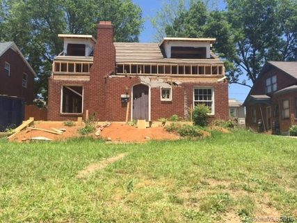 Previously sold for $284,000