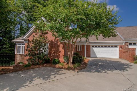Previously sold for $285,000
