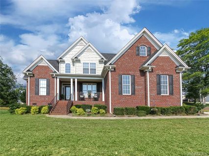 645 Briarwood Drive