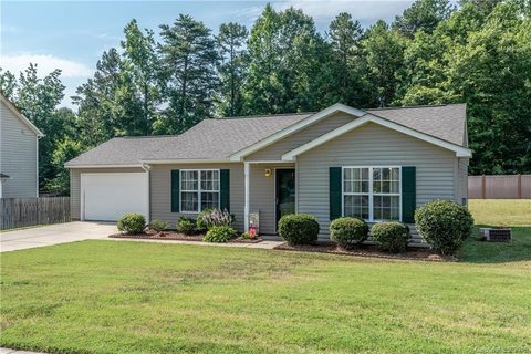 13006 Woodland Farm Drive sold home in Rocky Ridge, Charlotte, NC