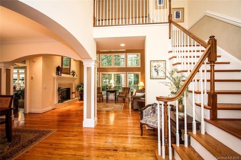 10326 Windtree Lane