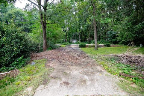 1005 Farmfield Lane sold lot in Olde Concord, Charlotte, NC