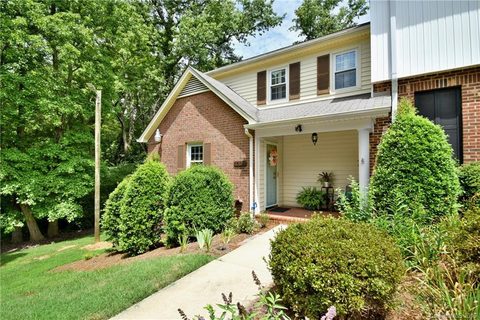 1528 Cooper Avenue sold townhome in Meadowbrook, Kannapolis, NC