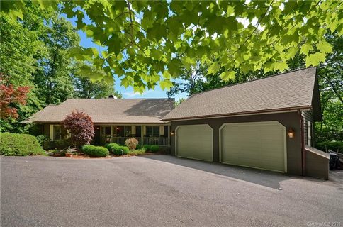 688 W Rochester Drive sold home in Cedar Hill, Cashiers, NC