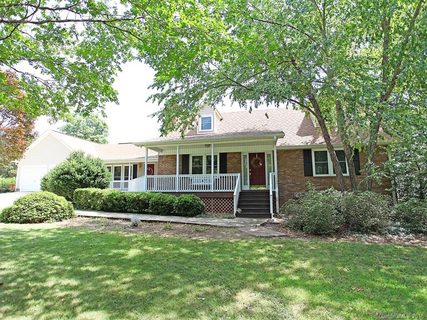 2812 Farmstead Lane sold home in Carowood, Fort Mill, SC