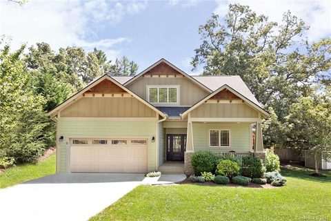 2 Oak Springs Drive sold home in Oak Springs, Arden, NC