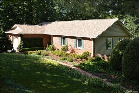 36 Hunters Lane