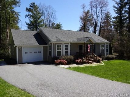 208 Tree Haven Boulevard sold home in Tree Haven, Hendersonville, NC