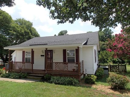 808 Caldwell Street sold home in Cottonwood, Belmont, NC