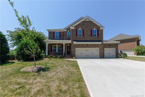 469 River Lake Court 17 sold home in River Lake, Tega Cay, SC