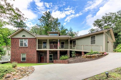 17 Arnie Drive
