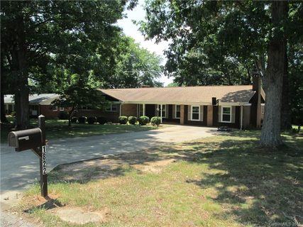 1822 Barkley Road sold home in Glen Echo, Statesville, NC