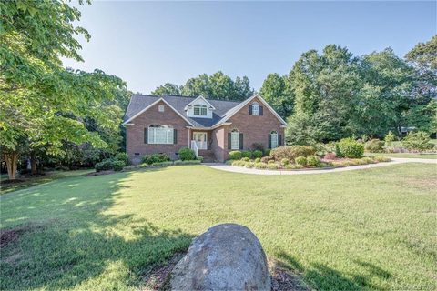 2333 Maria Lynn Court