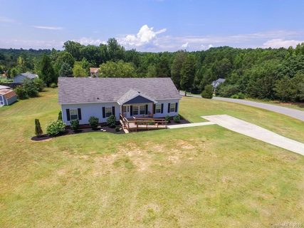 4029 Donahue Place sold home in Sunset Ridge, Davidson, NC