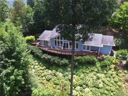 84 Tuxedo Ridge sold home in Campbell Mountain Estates, Maggie Valley, NC