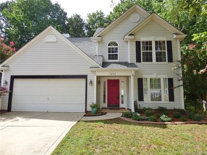 7423 Wapiti Court sold home in Deercreek, Charlotte, NC