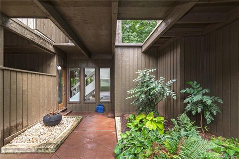 Previously sold for $259,000
