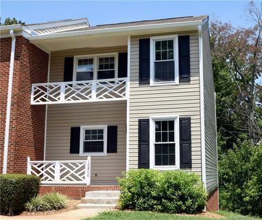 10800 Winterbourne Court 106 sold townhome in Kensington At Raintree, Charlotte, NC