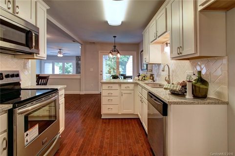 6413 Brookbury Court sold townhome in Sharonview Place, Charlotte, NC