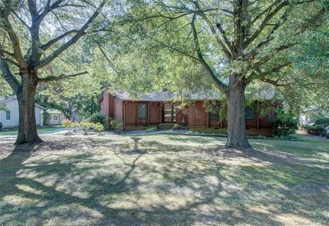 1209 Candlewood Drive sold home in Laurel Woods, Gastonia, NC