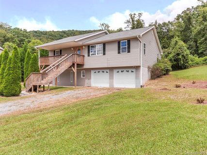 49 Kirkland Drive sold home in Kirkland Estates, Asheville, NC