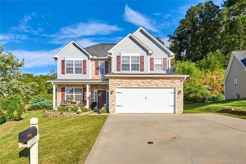 22 Stone River Drive