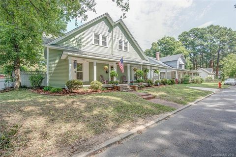 534 W Harvie Avenue sold home in Historic District, Gastonia, NC